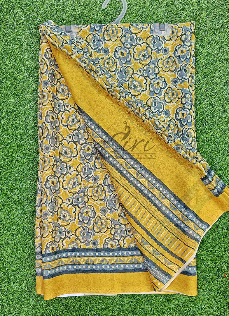 Latest Digital Print Crepe Georgette Saree