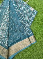 Load image into Gallery viewer, Lovely Printed Georgette Saree