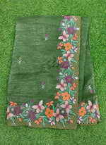 Load image into Gallery viewer, Beautiful Designer Crush Saree in Scallop Border