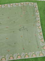 Load image into Gallery viewer, Beautiful Designer Crush Saree in Scallop Border