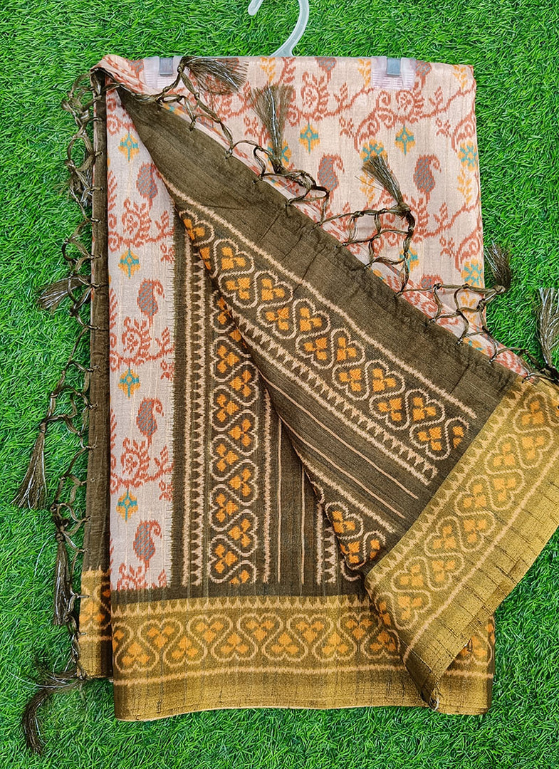 Beautiful Digital Print Matka Silk Saree