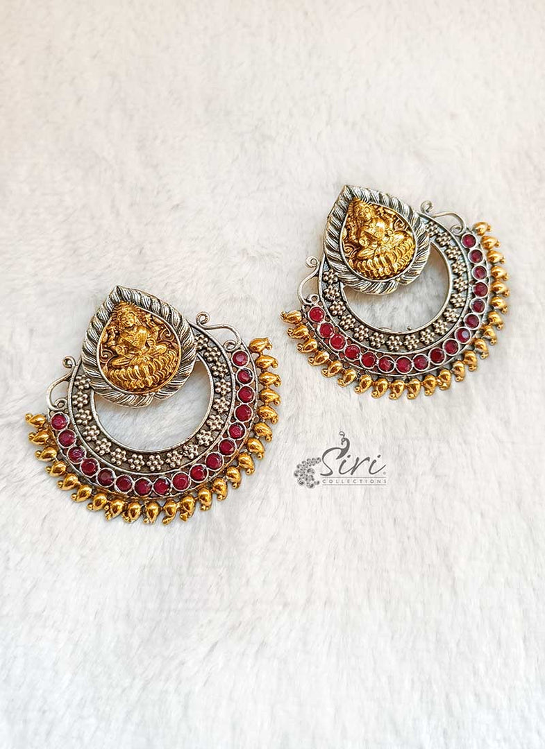 Beautiful Earrings in Two Tone Polish