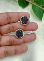 Load image into Gallery viewer, Elegant Studs Earrings