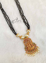 Load image into Gallery viewer, Beautiful Black Spinels Chain in Ram Parivar Pendant
