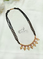 Load image into Gallery viewer, Beautiful Black Spinels Necklace in Lakshmi Kasu
