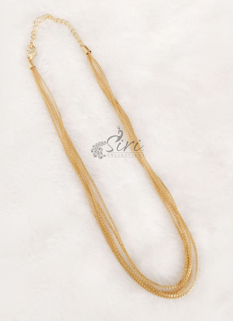 Simple Light Weight Chain Necklace in Gold Micro Polish