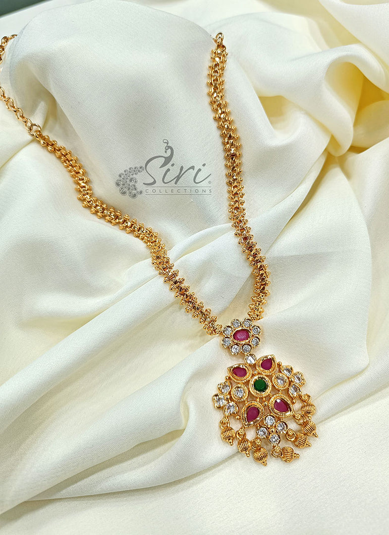 Beautiful Necklace in Gold Finish