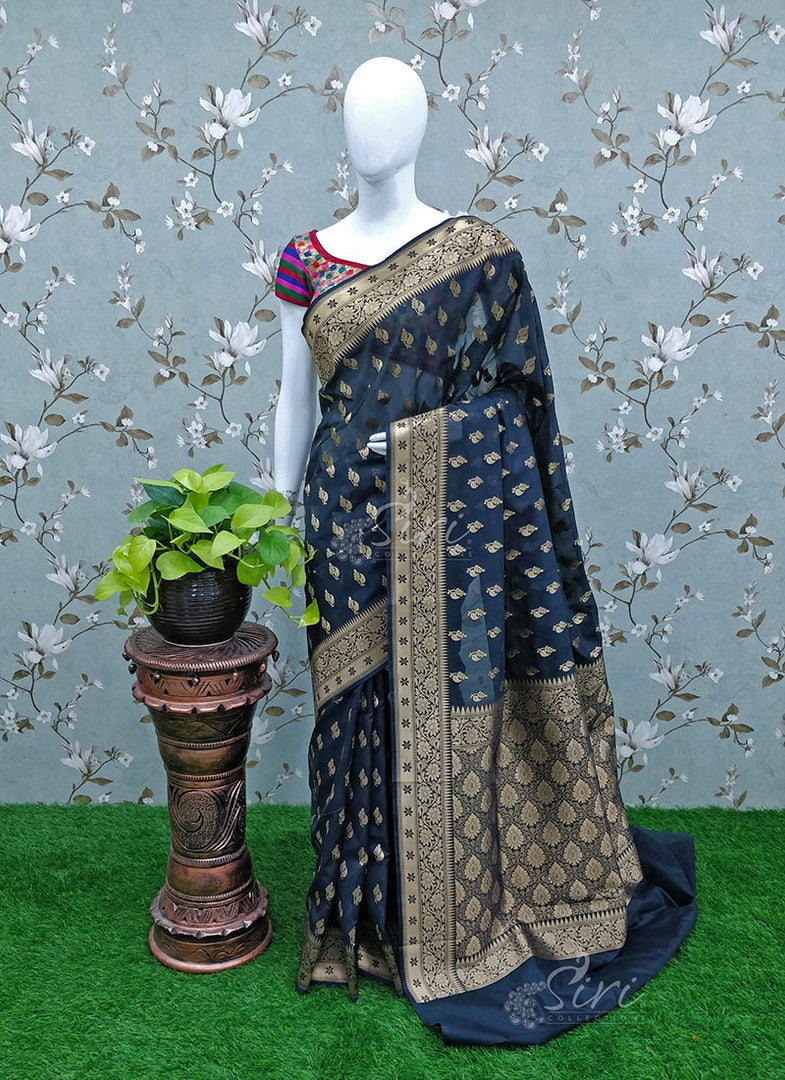 Beautiful Black Banarasi Silk Saree in Gold Border and Rich Pallu