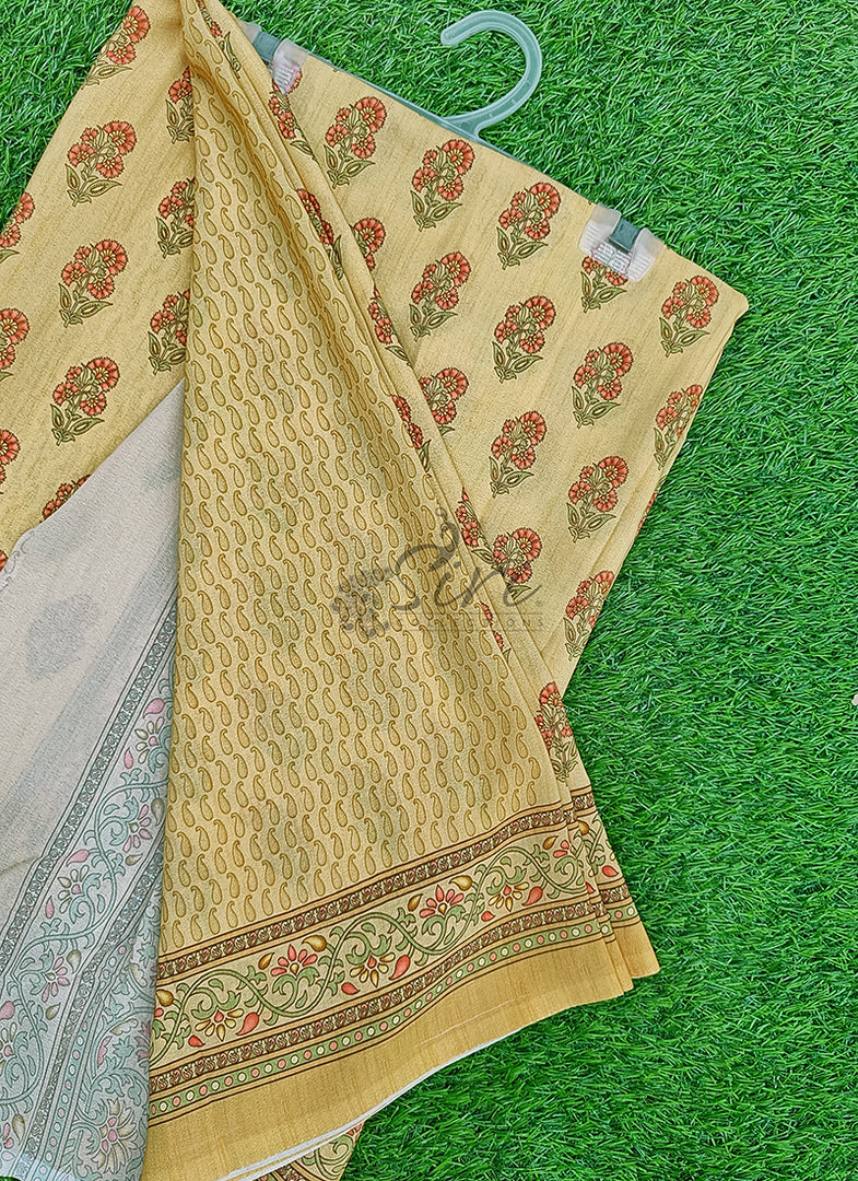 Beautiful Digital Print Fine Crepe Saree