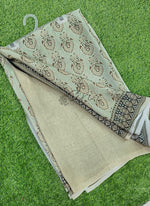 Load image into Gallery viewer, Beautiful Digital Print Crepe Saree
