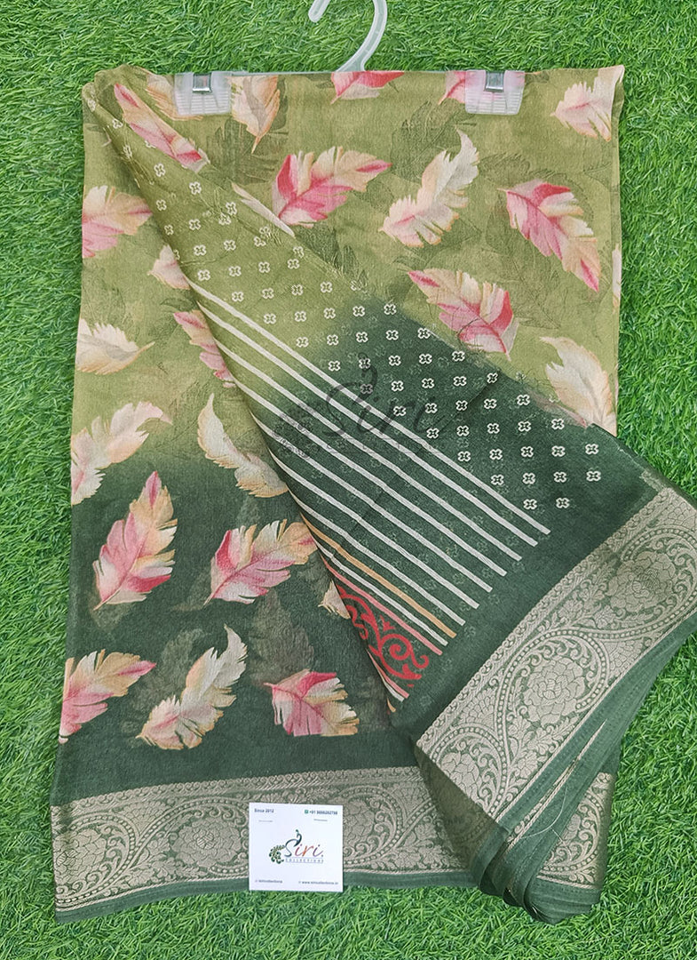 Lovely Printed Georgette Saree in Self Design