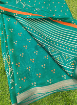 Load image into Gallery viewer, Beautiful Printed Moss Georgette Saree

