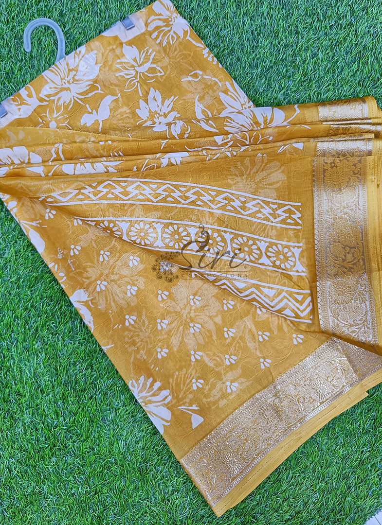 Lovely Printed Georgette Saree