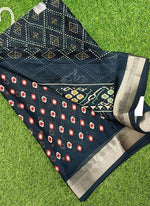 Load image into Gallery viewer, Beautiful Printed Moss Georgette Saree