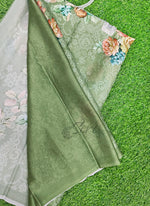 Load image into Gallery viewer, Trendy Floral Digital Print Crepe Georgette Saree