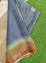 Load image into Gallery viewer, Siri Collections Latest Digital Print Crepe Georgette Saree