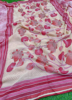 Load image into Gallery viewer, Beautiful Georgette Saree in Leheriya Design
