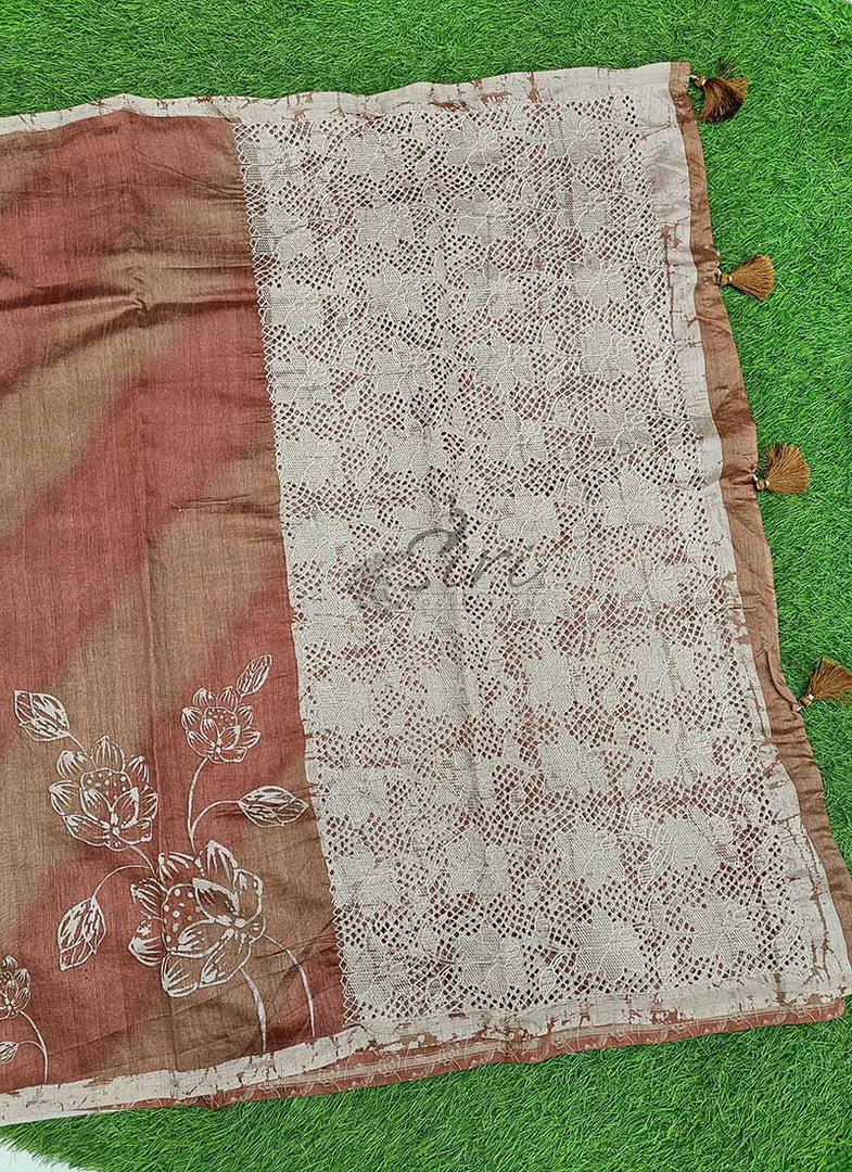 Elegant Digital Print Semi Tussar Saree in Cutwork Pallu