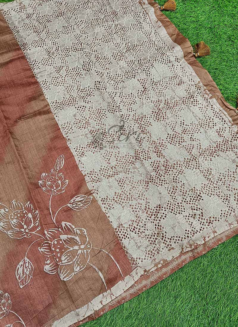 Elegant Digital Print Semi Tussar Saree in Cutwork Pallu