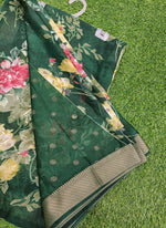 Load image into Gallery viewer, Lovely Printed Georgette Saree in Zari Border
