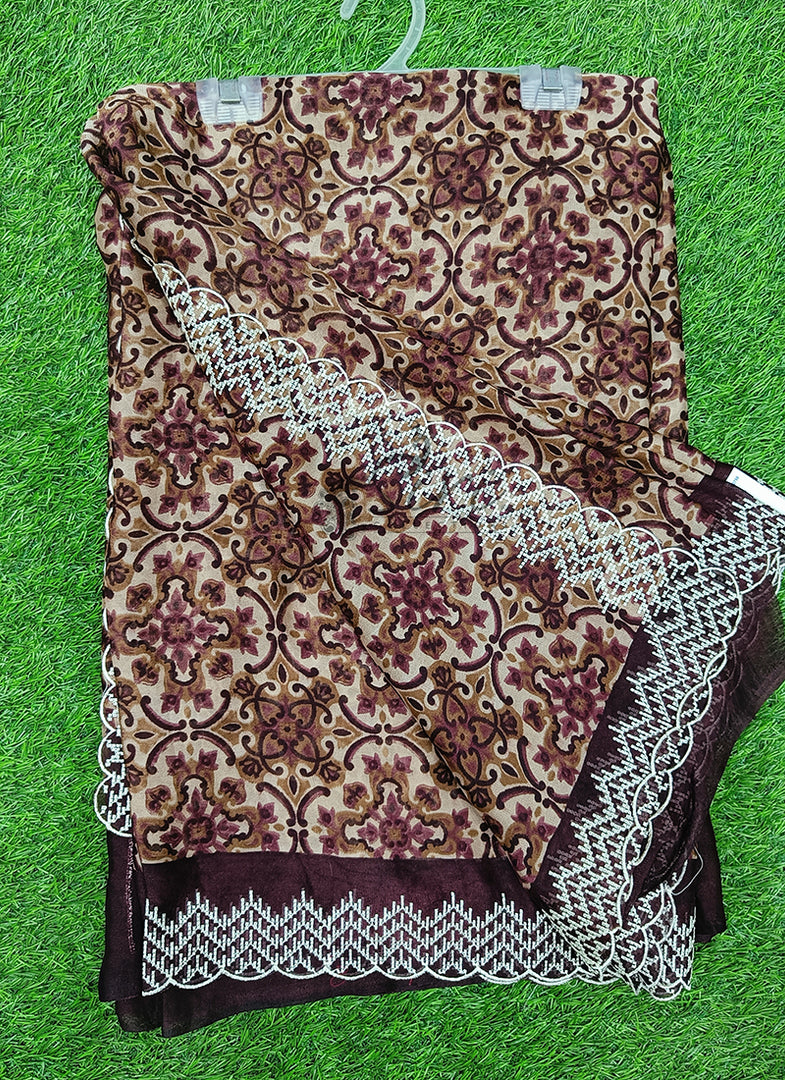 Lovely Metal Georgette Saree in Scallop Border