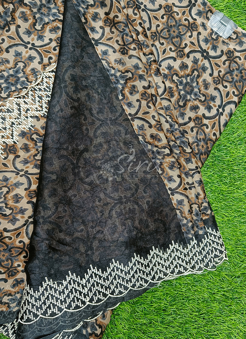 Lovely Metal Georgette Saree in Scallop Border