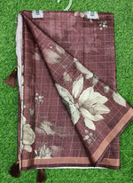 Load image into Gallery viewer, Beautiful Digital Print Silk Saree
