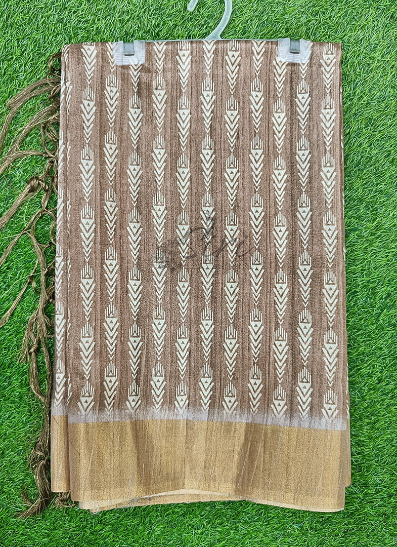 Beautiful Digital Print Matka Silk Saree