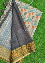 Load image into Gallery viewer, Beautiful Digital Print Matka Silk Saree
