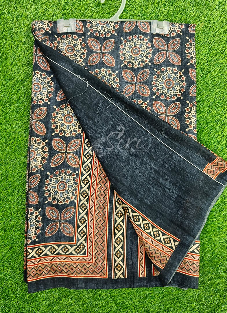 Beautiful Digital Print Premium Tussar Saree
