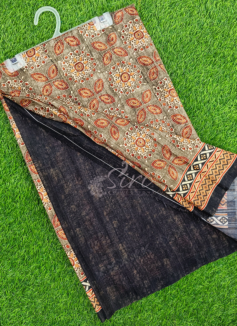 Beautiful Digital Print Premium Tussar Saree