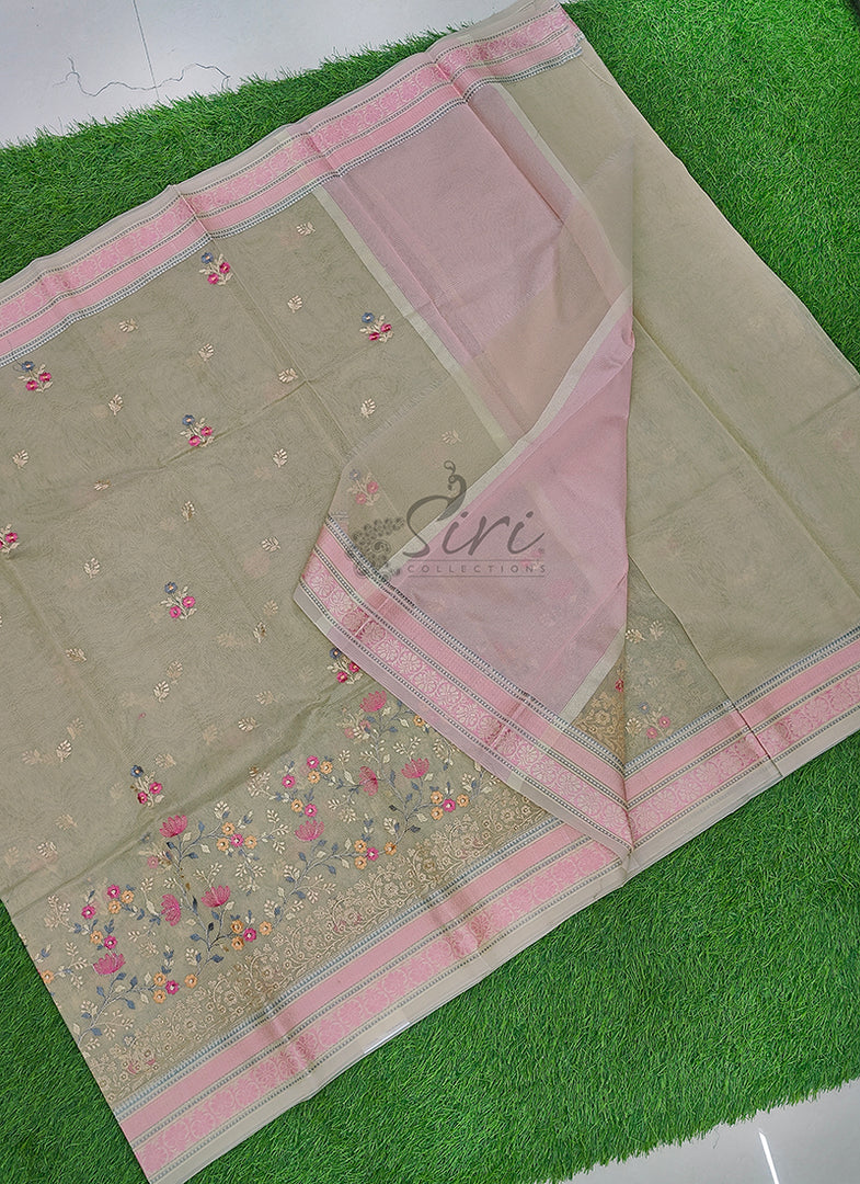 Elegant Supernet Saree in Embroidery Work