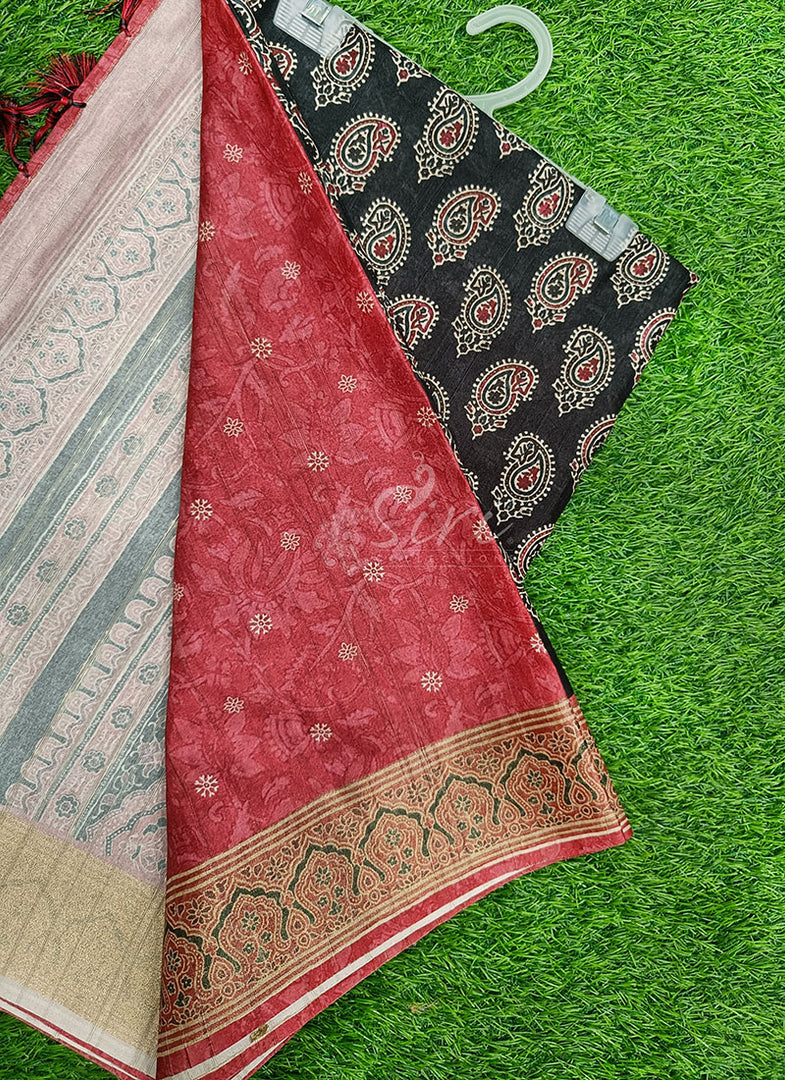 Beautiful Digital Print Tussar Saree