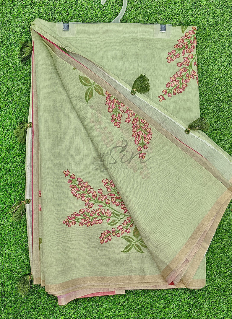 Beautiful Digital Print Soft Linen Saree