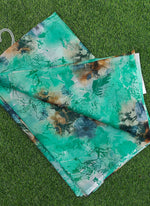Load image into Gallery viewer, Beautiful Garden Vareli Printed Nara Chiffon Saree
