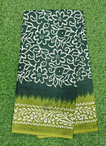 Load image into Gallery viewer, Beautiful Batik Print Pure Cotton Saree
