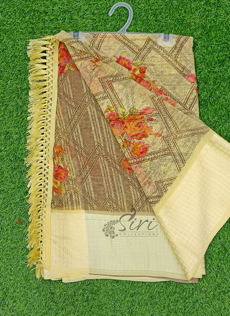 Lovely Printed Georgette Saree in Soft Self Borders