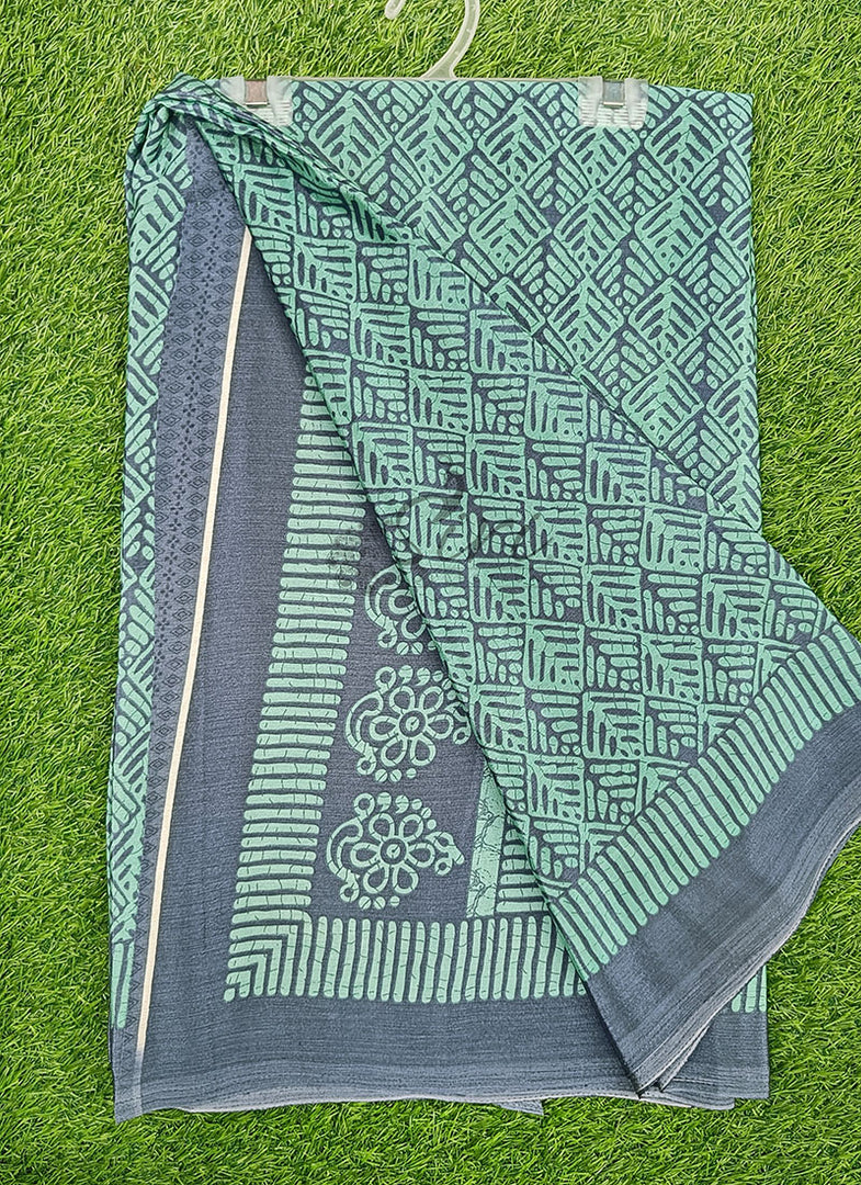 Beautiful Printed Crepe Saree