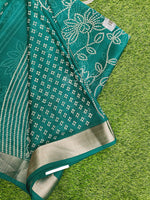 Load image into Gallery viewer, Lovely Printed Moss Georgette Saree
