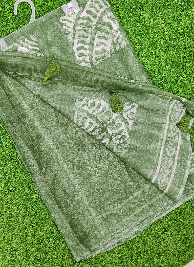 Beautiful Printed Chiffon Saree in Self Lines Texture