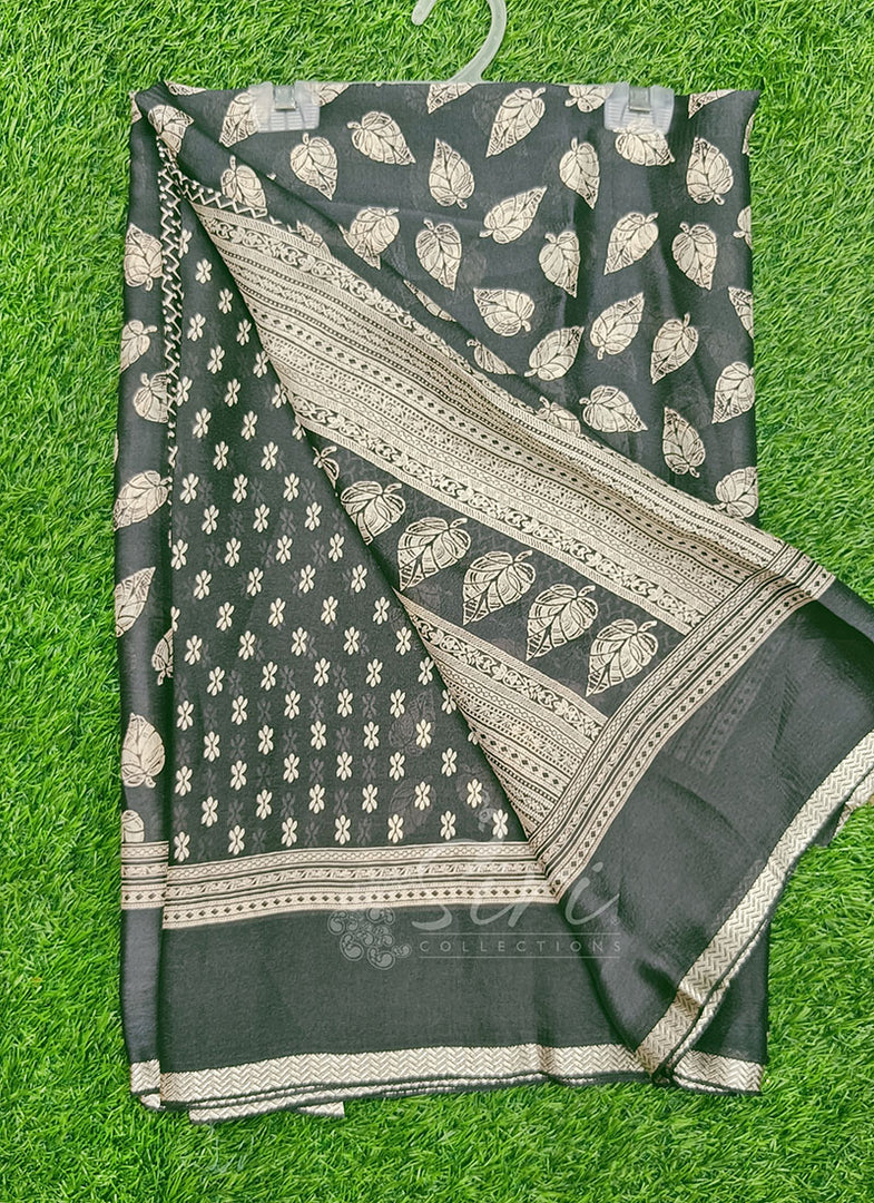 Beautiful Printed Crepe Georgette Saree