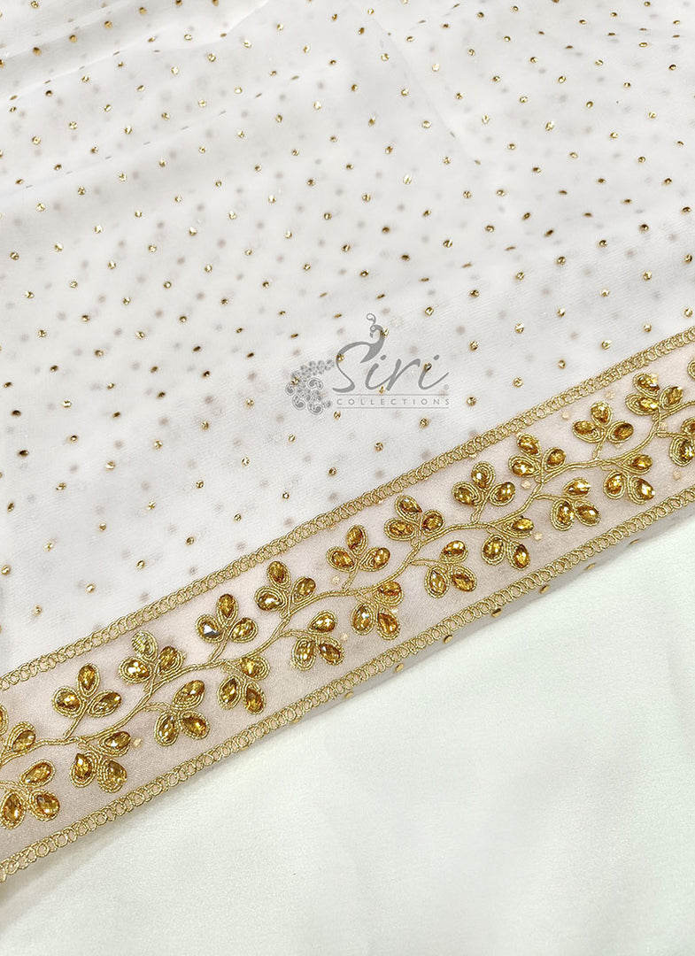 Fancy Gold Border Lace Trim in Stone Work