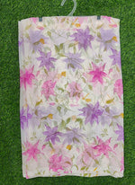Load image into Gallery viewer, Siri Collections Printed Georgette Saree in Floral Design