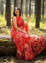 Load image into Gallery viewer, Beautiful Digital Print Premium Soft Siri Chiffon Saree
