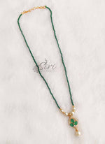 Load image into Gallery viewer, Lovely Simple Emerald Spinels Chain
