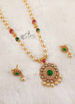 Load image into Gallery viewer, Beautiful Necklace in Polki Pendant Set
