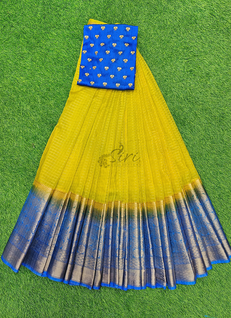 Beautiful Banarasi Organza Lehenga Fabric Set