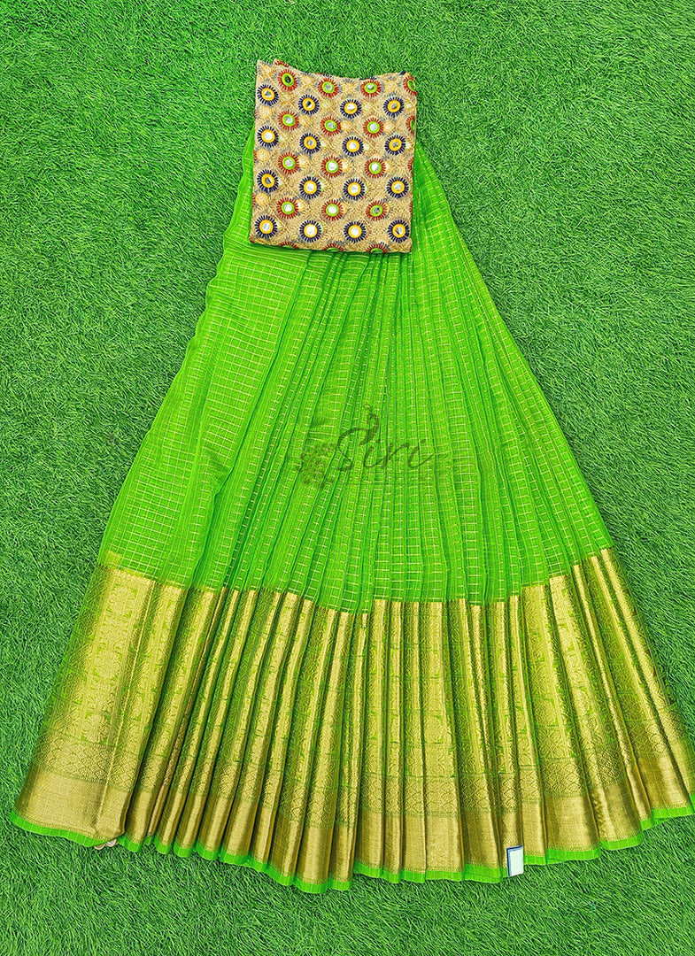 Beautiful Banarasi Organza Lehenga Fabric Set