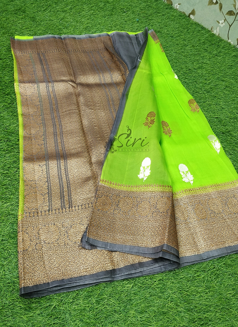 Pure Handloom Banarasi Kora Silk Saree with Rich Zari Butis & Contrast Border