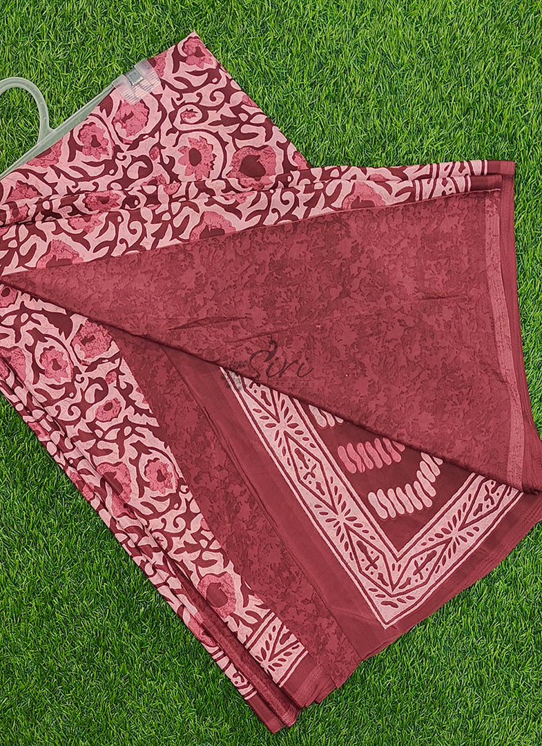 Beautiful Floral Printed Crepe Silk Saree